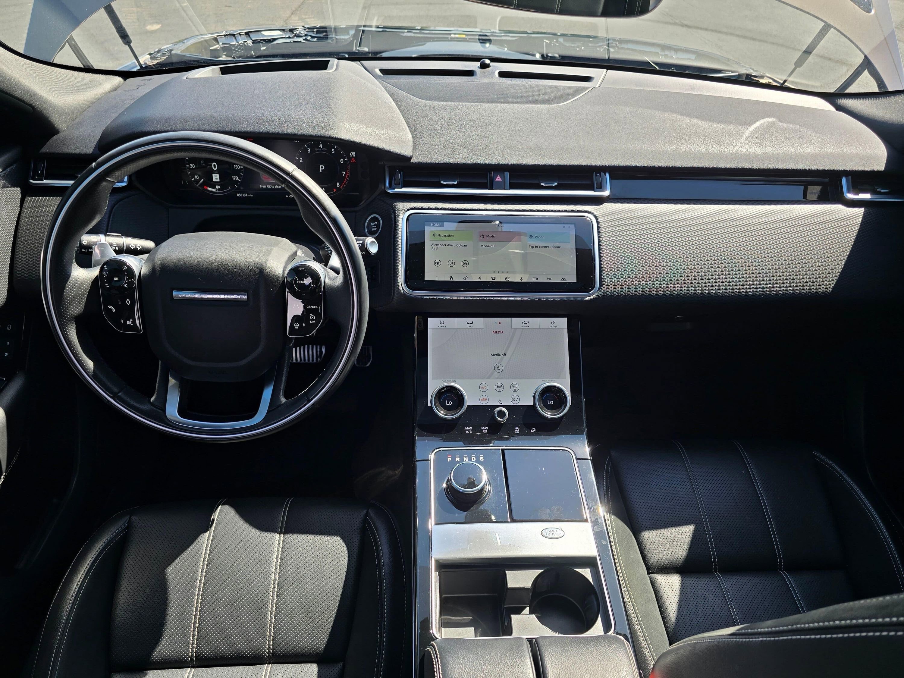 Used 2020 Land Rover Range Rover Velar R-Dynamic S AWD/4WD image 16