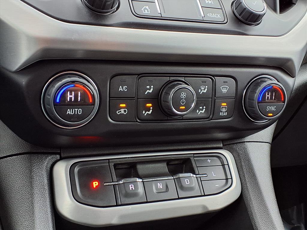 Used 2023 GMC Acadia SLT image 11