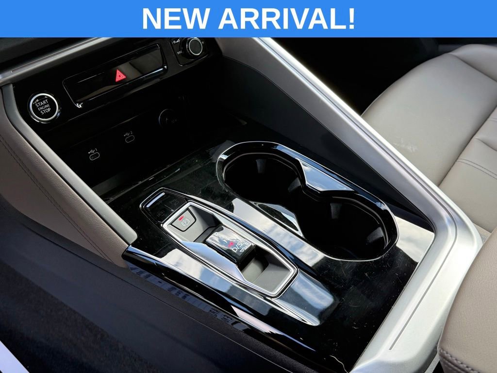 Used 2025 Audi Q5 Premium w/ Convenience Package image 26