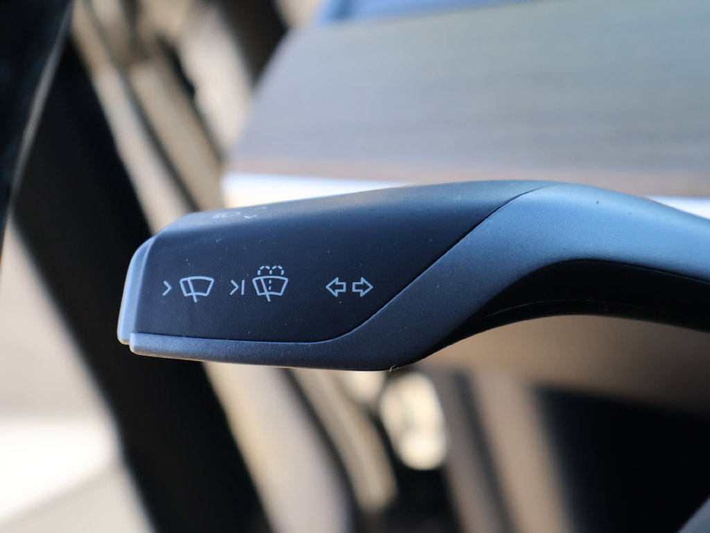 Used 2018 Tesla Model 3 RWD image 26