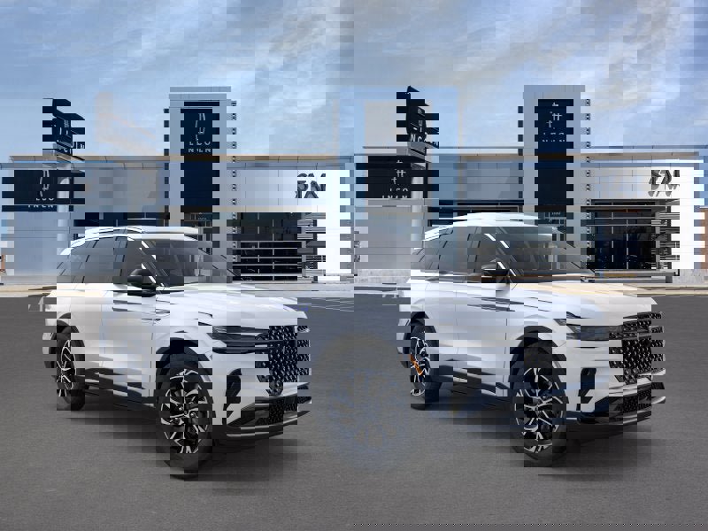 New 2026 Lincoln Nautilus Premier w/ Equipment Group 102A image 7