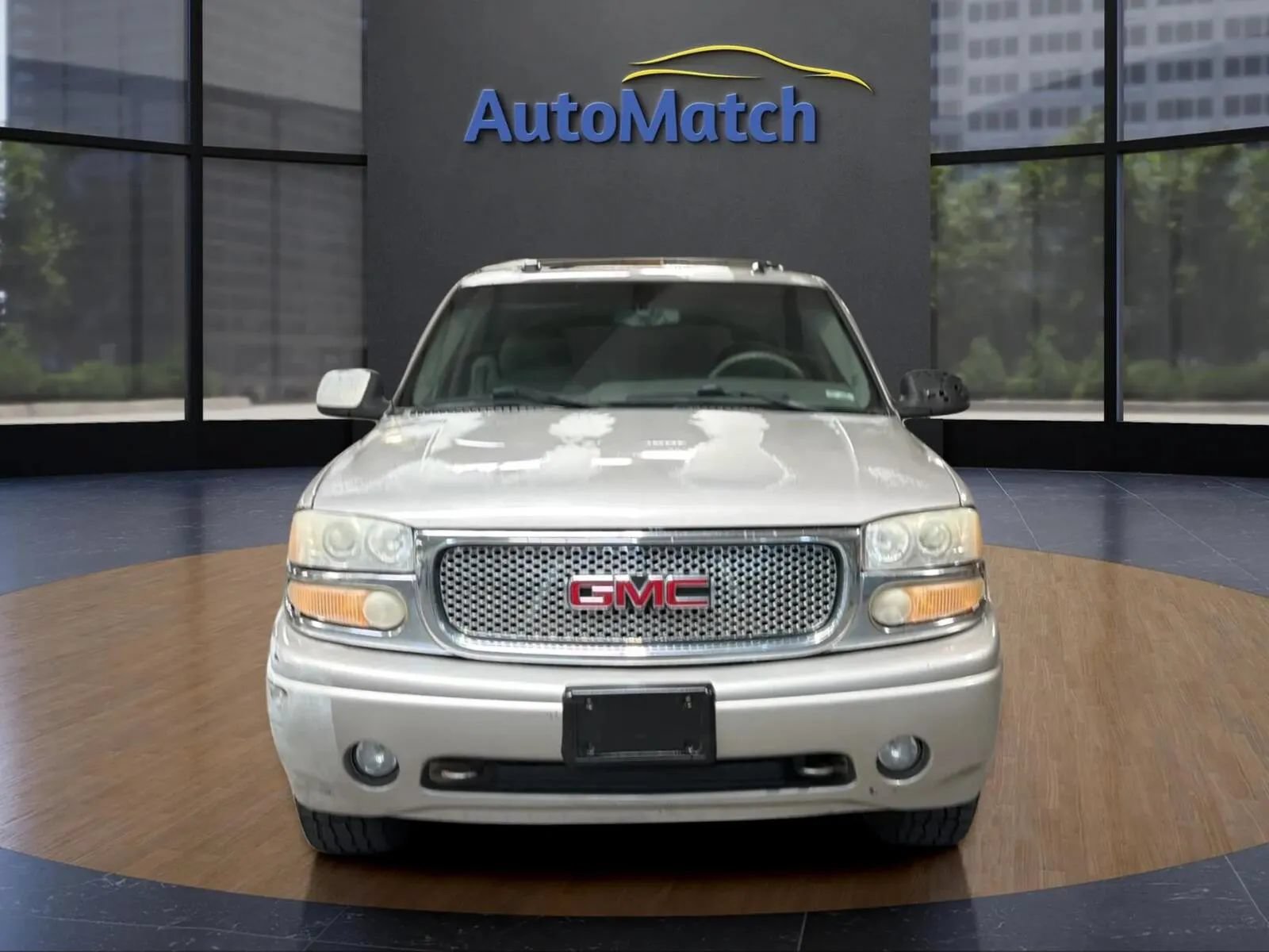 Used 2005 GMC Yukon XL Denali AWD/4WD image 2