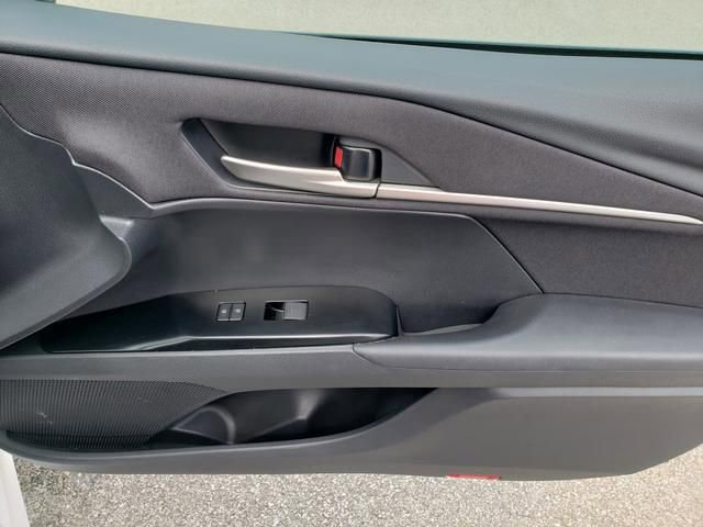 Used 2025 Toyota Camry LE FWD image 19