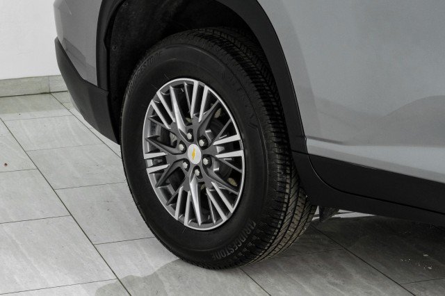Used 2025 Chevrolet Traverse LT w/ LPO, Floor Liner Package FWD image 55