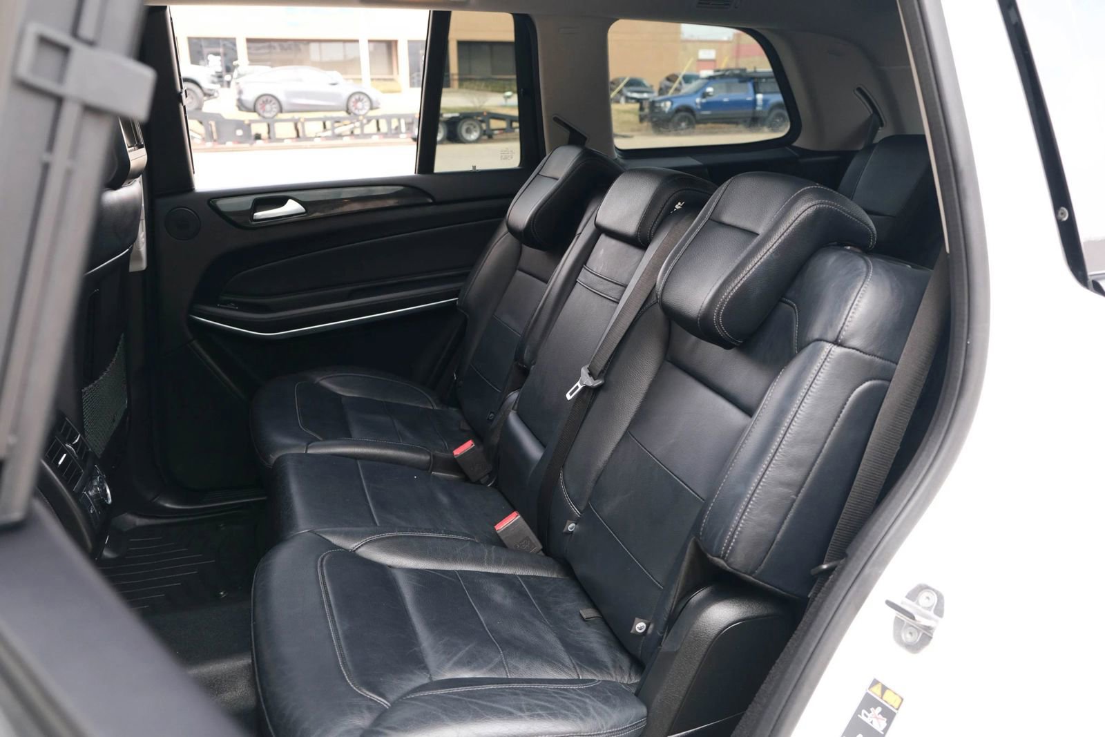 Used 2018 Mercedes-Benz GLS 550 GLS 550 4MATIC Sport Utility 4 w/ Driver Assistance Package image 27