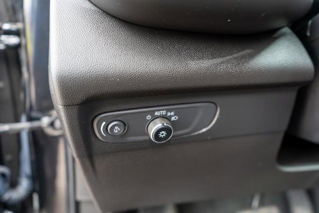 Used 2023 Buick Envision Preferred image 22