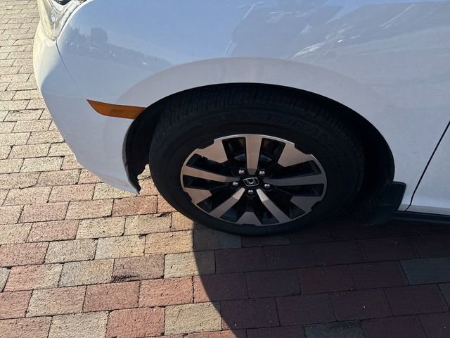 Certified 2025 Honda Odyssey EX-L image 2