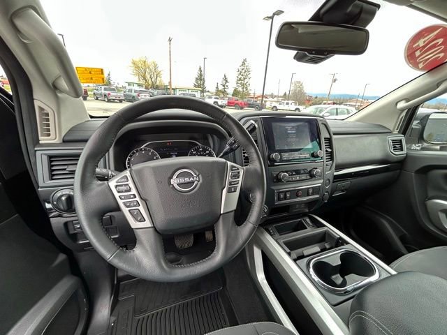 Used 2024 Nissan Titan SV w/ SV Convenience Package image 21