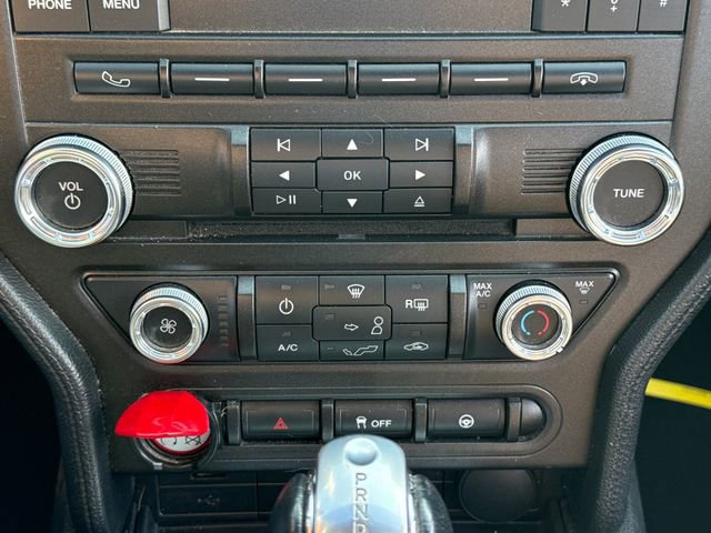 Used 2016 Ford Mustang Coupe RWD image 26