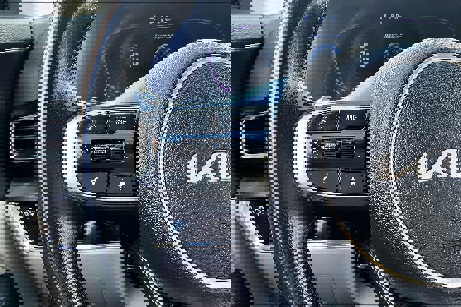 Used 2024 Kia Sportage EX image 22