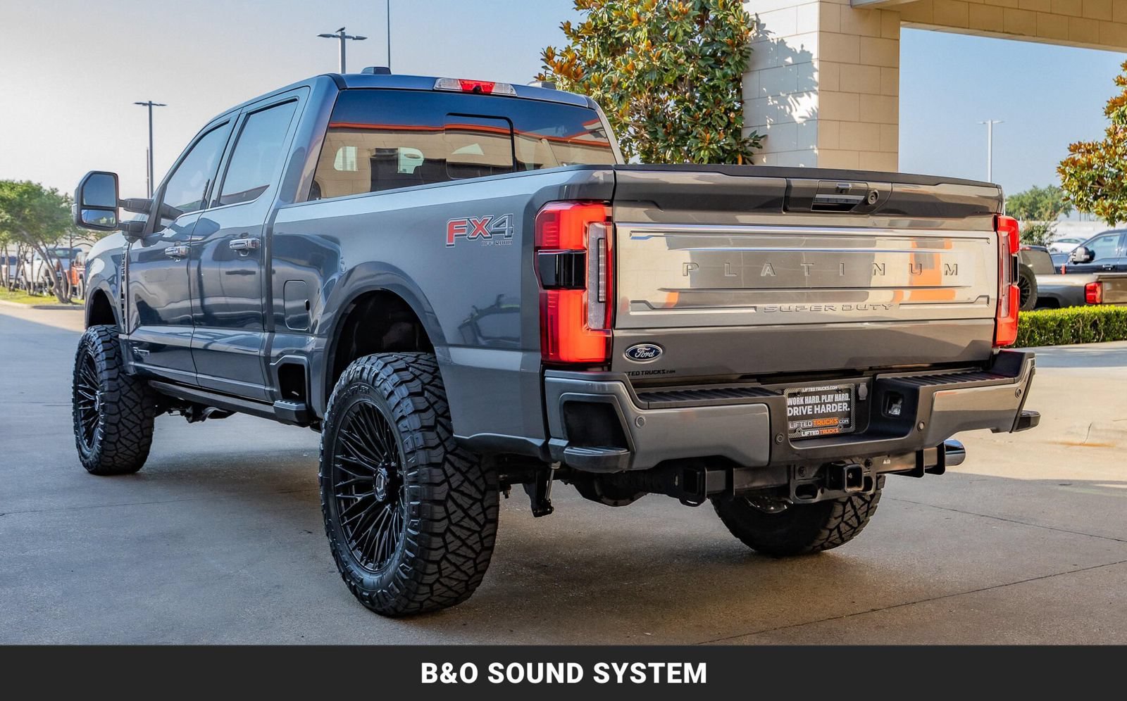 Used 2024 Ford F250 Platinum w/ FX4 Off-Road Package AWD/4WD image 7