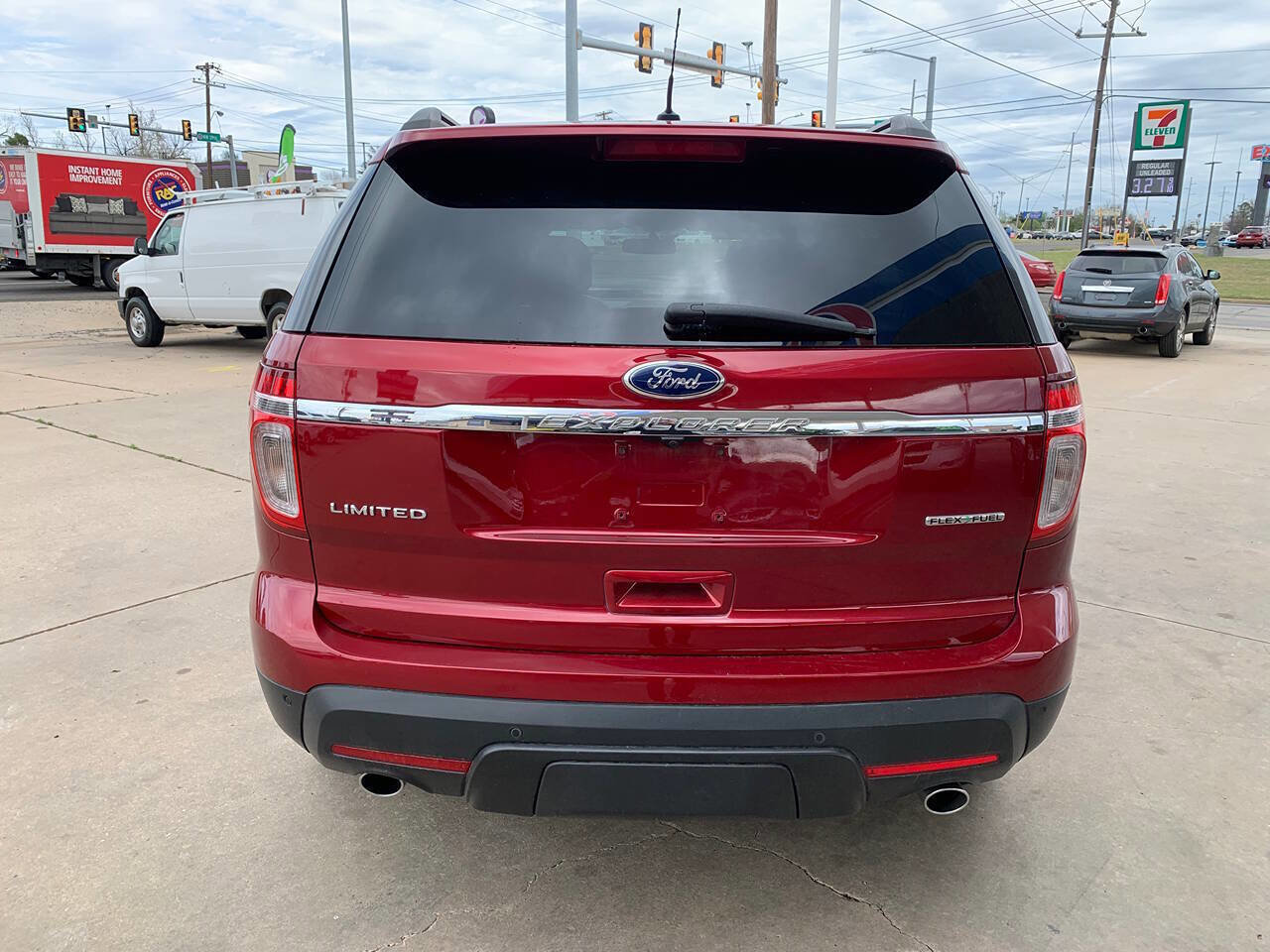 Used 2014 Ford Explorer Limited w/ Equipment Group 301A image 7