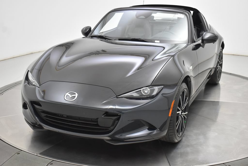 Used 2025 MAZDA MX-5 Miata RF Grand Touring RWD image 15