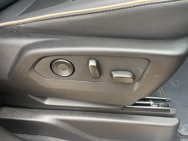 Used 2024 Chevrolet Tahoe Premier w/ Advanced Technology Package image 60