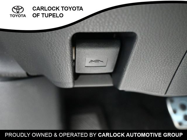 Used 2026 Toyota Camry SE FWD image 20