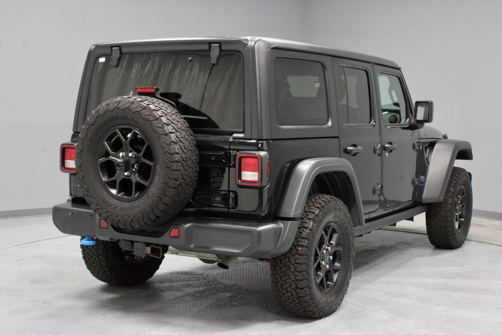 Used 2024 Jeep Wrangler Unlimited AWD/4WD image 11