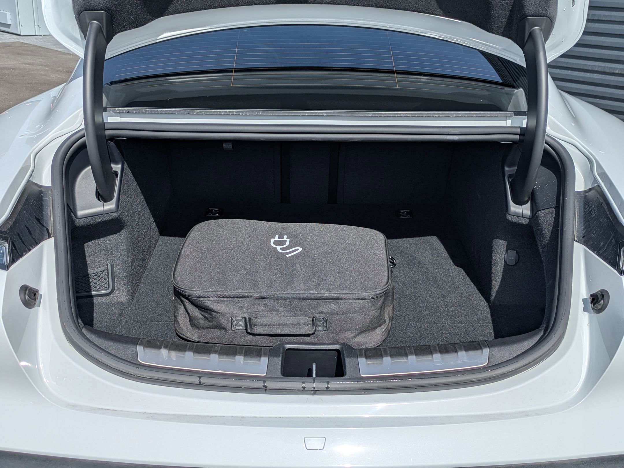 Certified 2022 Porsche Taycan Turbo S image 25