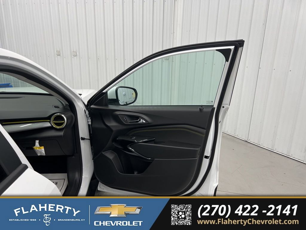 New 2026 Chevrolet Trax LT image 14