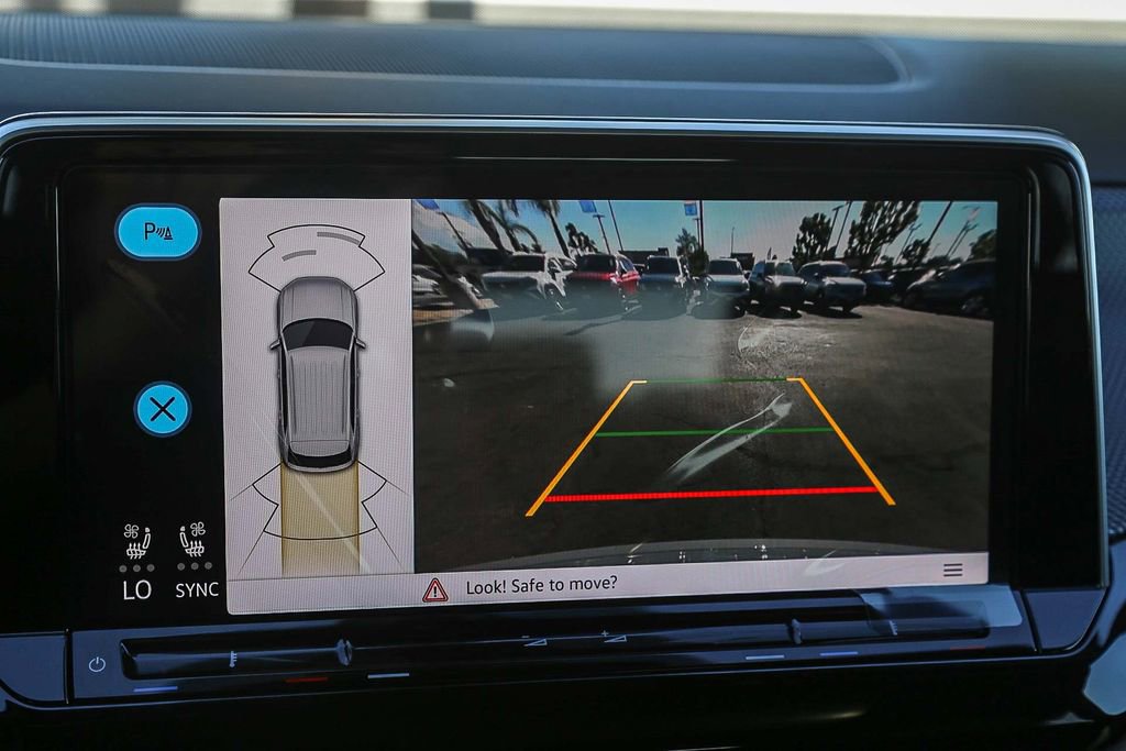 New 2026 Volkswagen Atlas Cross Sport SEL R-Line image 30