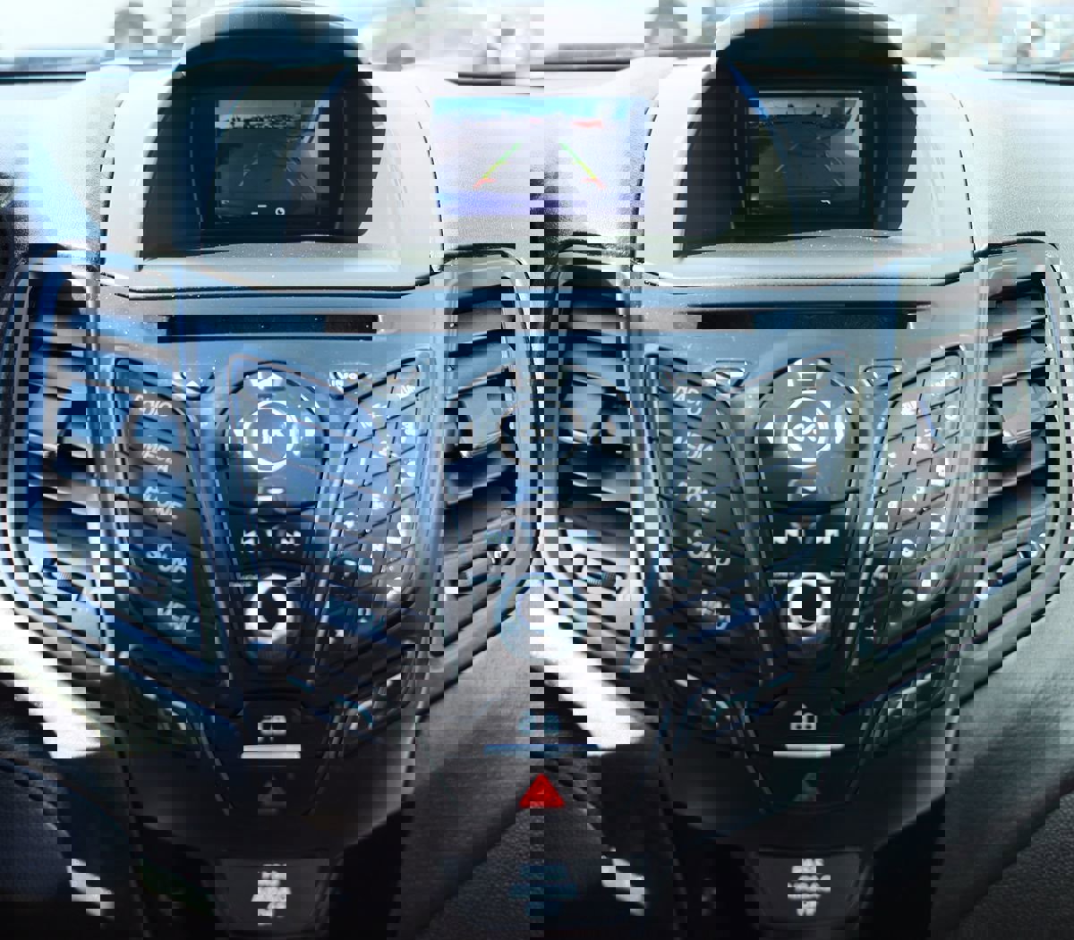 Used 2018 Ford Fiesta SE FWD image 46