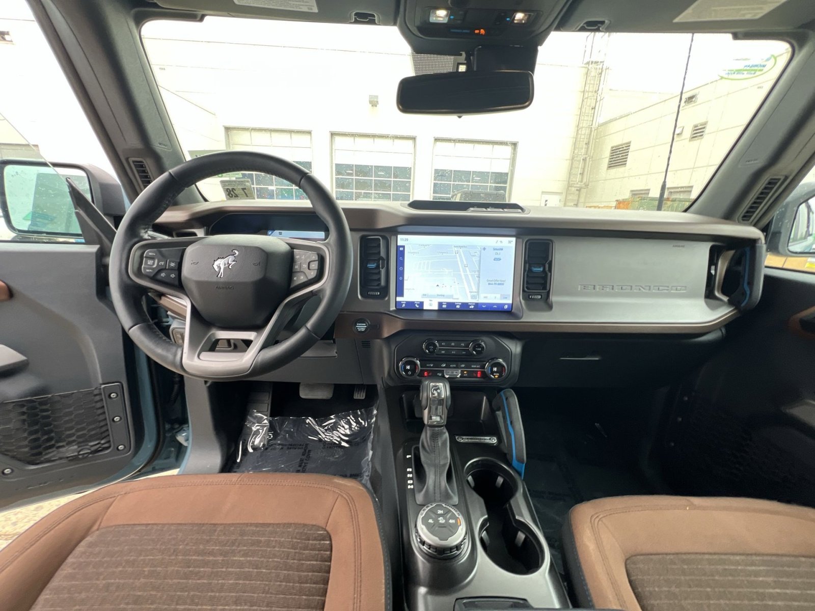 Used 2023 Ford Bronco Outer Banks image 23