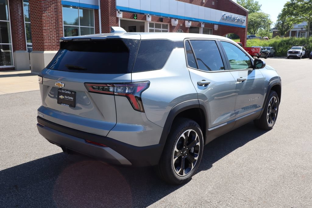 New 2026 Chevrolet Equinox LT w/ Convenience Package II FWD image 32