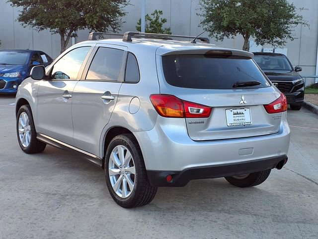 Used 2015 Mitsubishi Outlander Sport ES image 2
