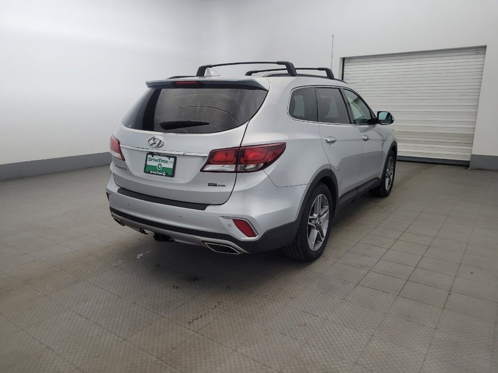 Used 2018 Hyundai Santa Fe SE image 9