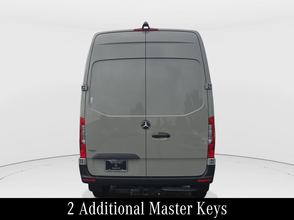 Used 2023 Mercedes-Benz Sprinter 2500 image 7