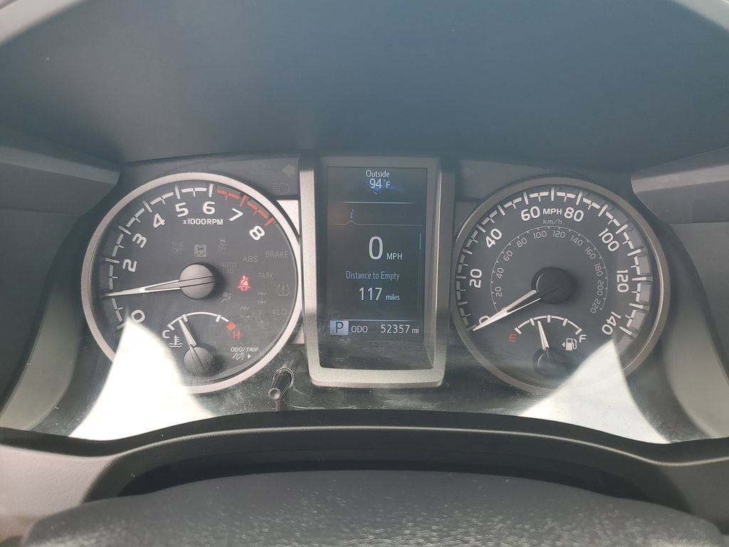 Used 2021 Toyota Tacoma TRD Off-Road AWD/4WD image 14
