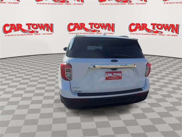 Used 2020 Ford Explorer XLT image 7