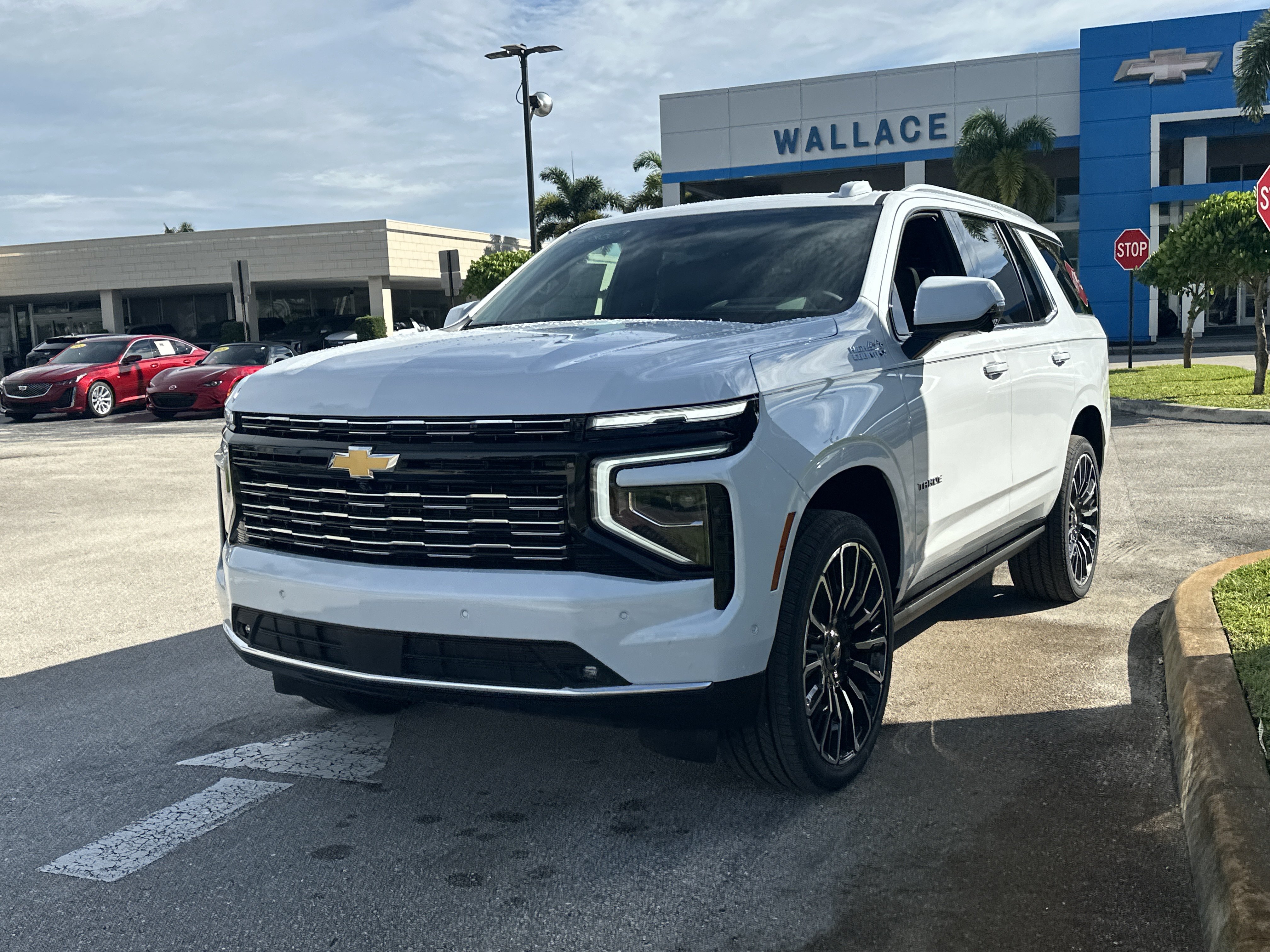New 2026 Chevrolet Tahoe High Country AWD/4WD image 2