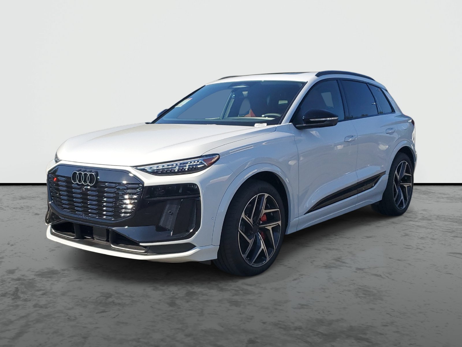 New 2027 Audi SQ6 e-tron Prestige AWD/4WD image 2