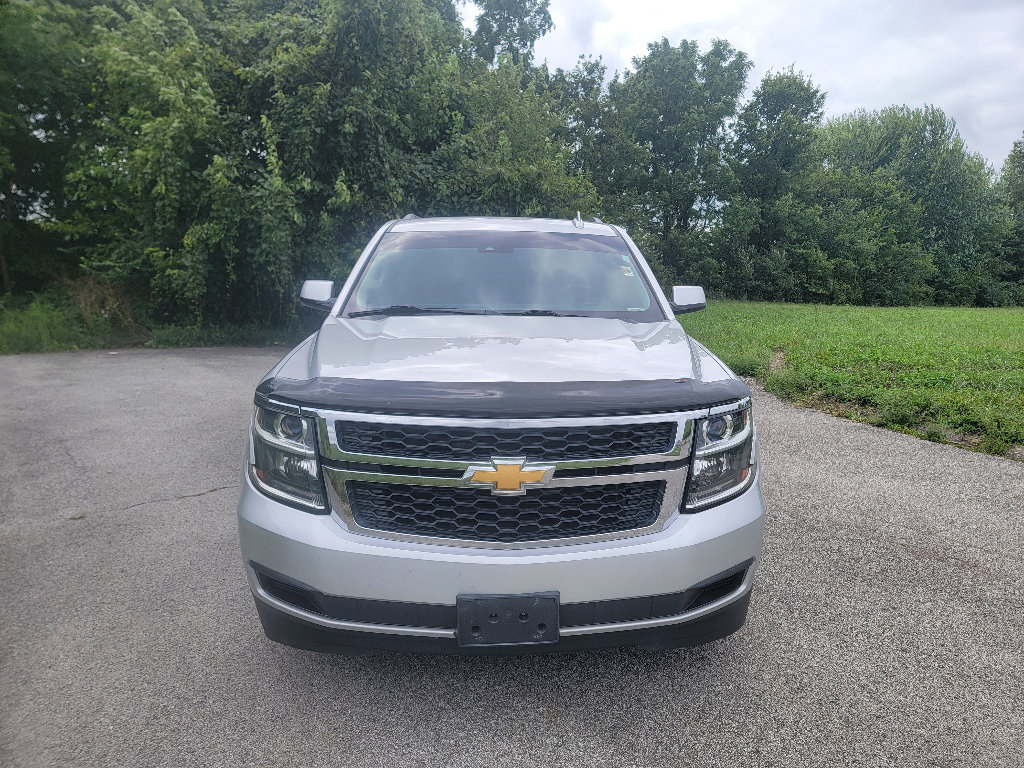 Used 2017 Chevrolet Suburban LT AWD/4WD image 2