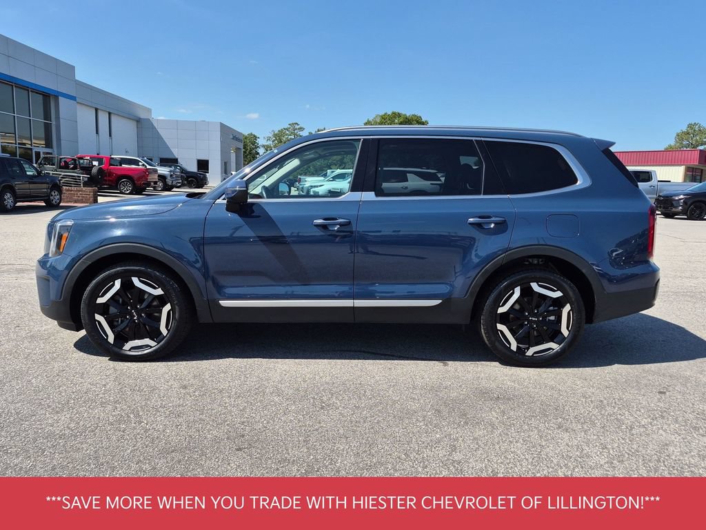 Used 2025 Kia Telluride S FWD image 7