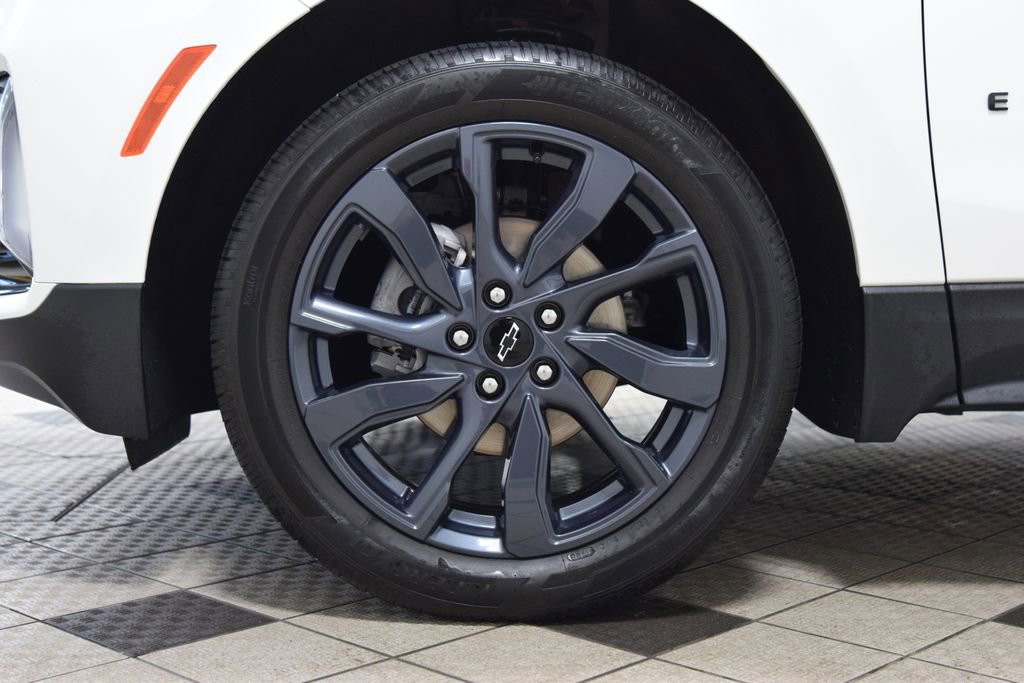 Used 2024 Chevrolet Equinox RS w/ RS Leather Package image 29