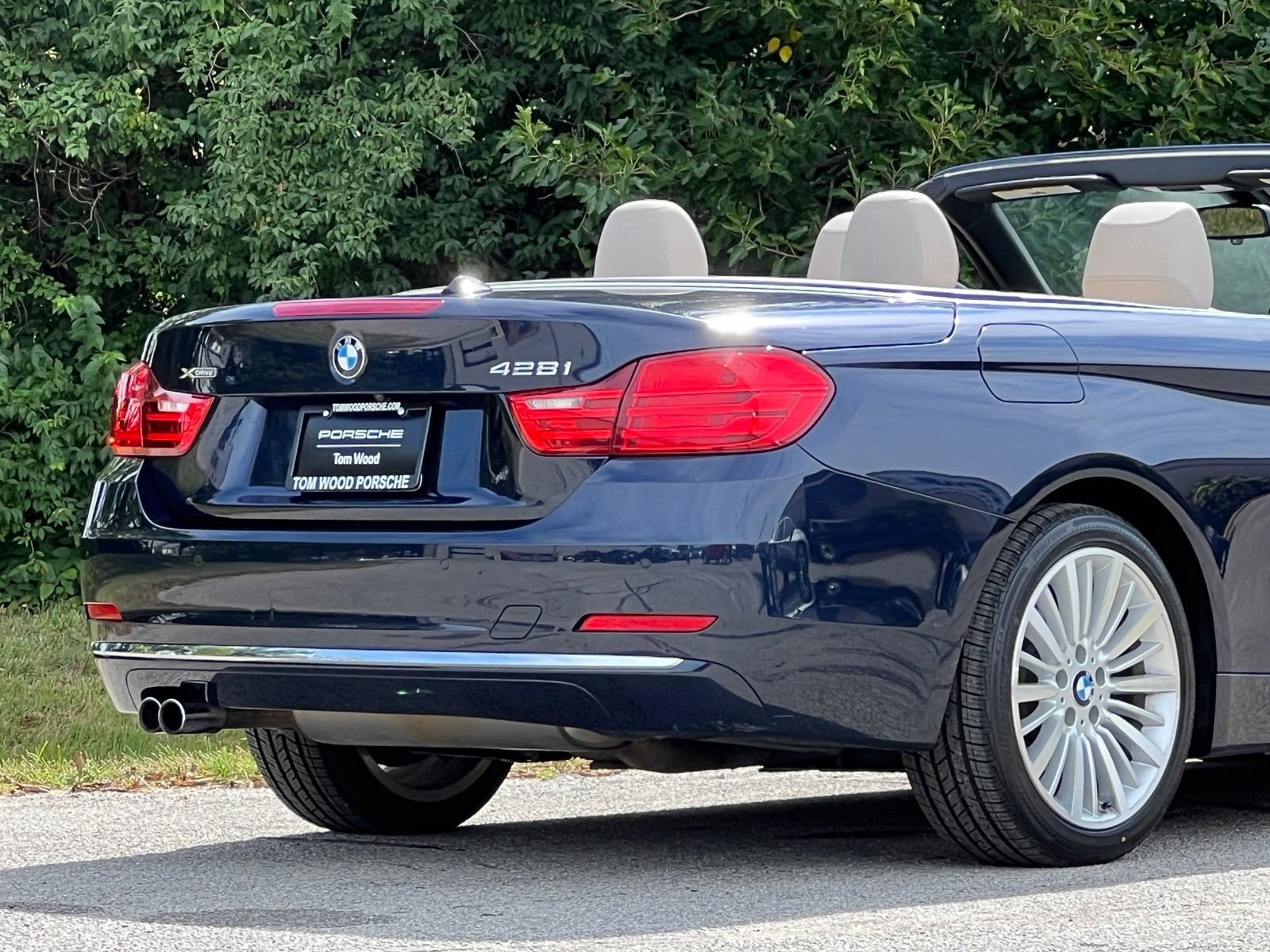 Used 2015 BMW 428i xDrive Convertible AWD/4WD image 9