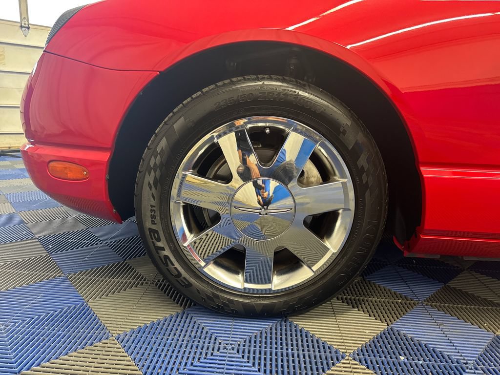 Used 2002 Ford Thunderbird RWD image 27