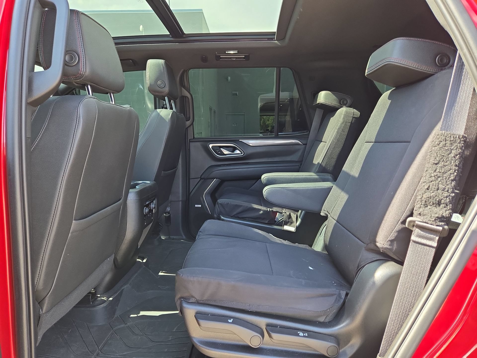 Used 2023 Chevrolet Tahoe RST w/ Luxury Package AWD/4WD image 13