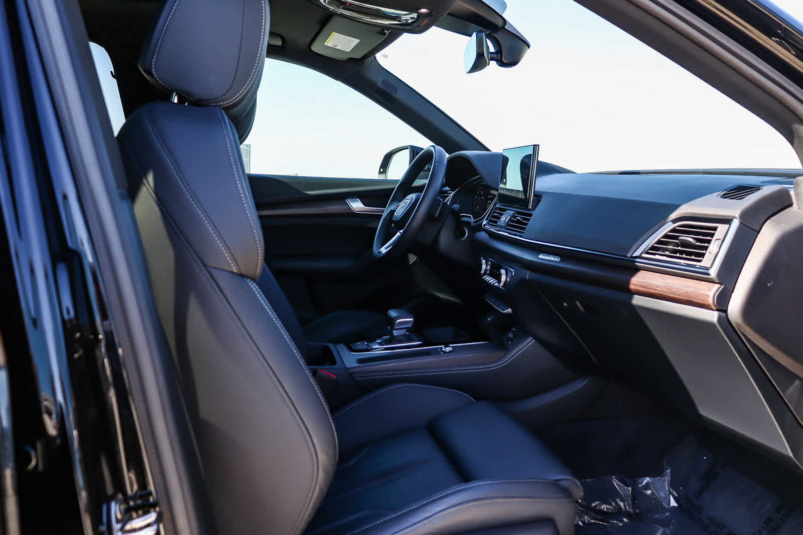 Used 2023 Audi Q5 2.0T Premium Plus AWD/4WD image 23