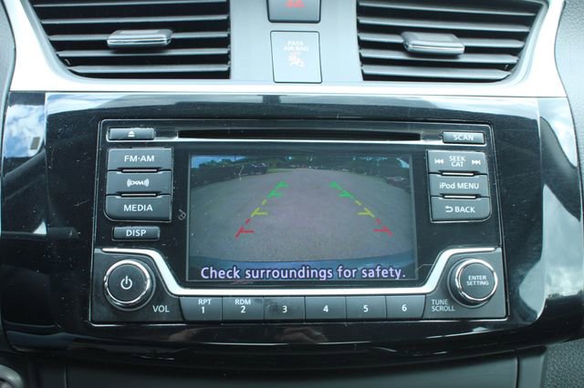 Used 2017 Nissan Sentra SV FWD image 21