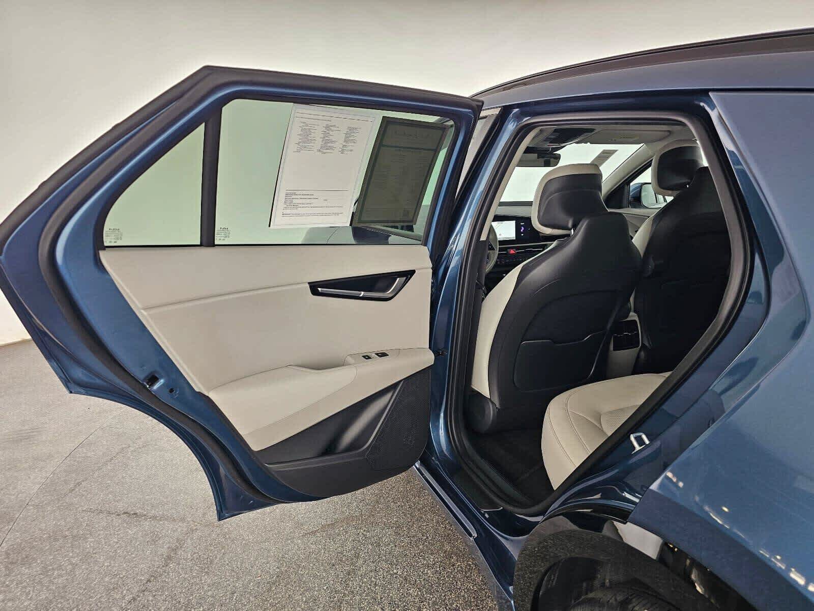 Used 2023 Kia Niro Wind w/ Wind Preserve Package FWD image 15