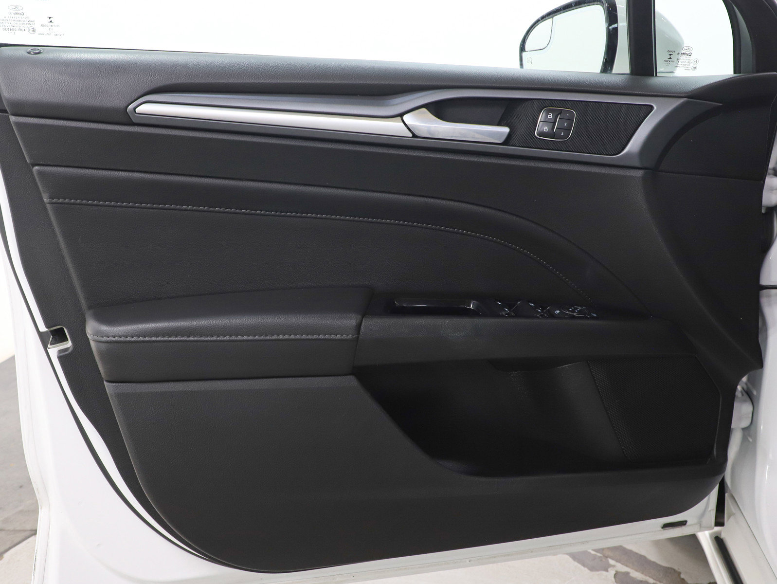 Used 2014 Ford Fusion Titanium image 18