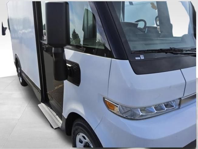 Used 2024 Chevrolet Brightdrop 400 w/ Commercial Equipment Package AWD/4WD image 2