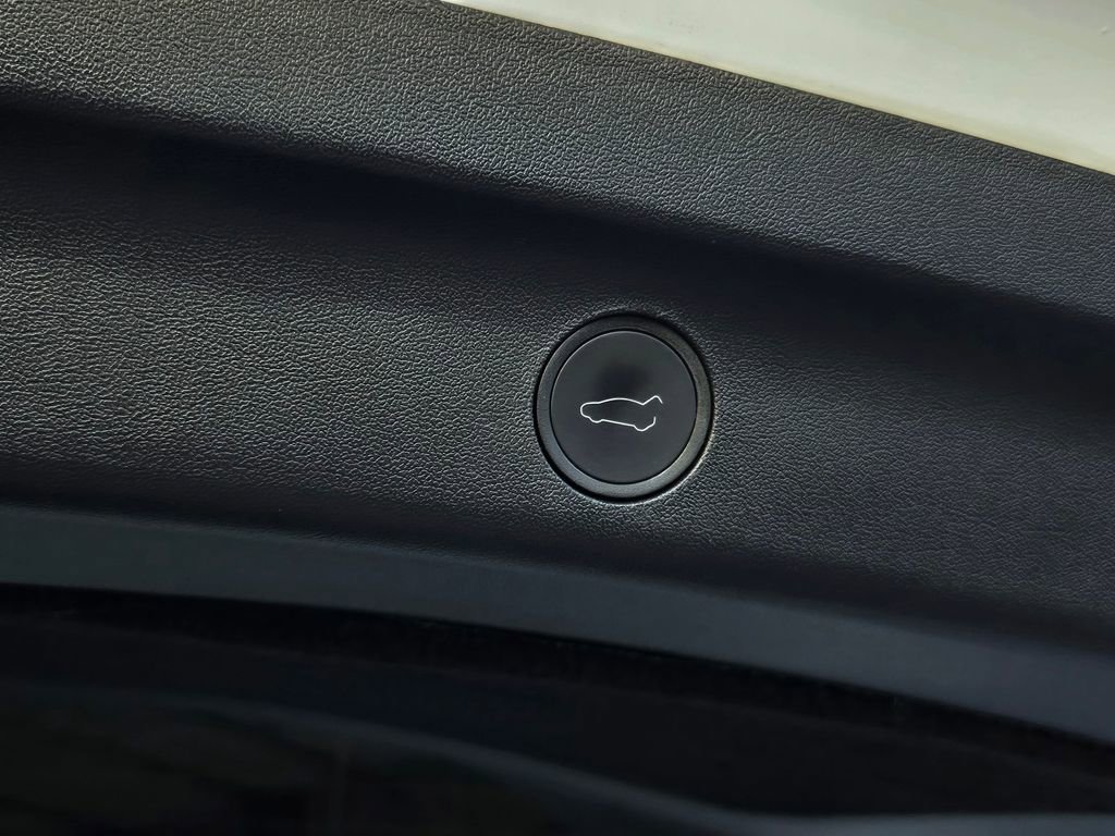 Used 2023 Tesla Model Y Long Range image 25