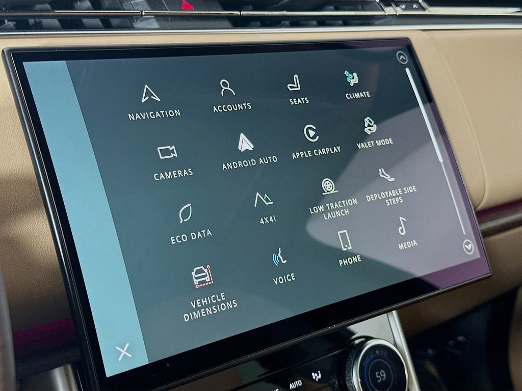 Used 2023 Land Rover Range Rover SE image 15