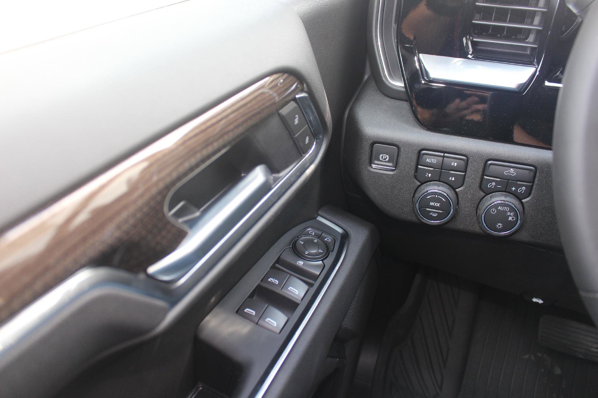 New 2026 Chevrolet Silverado 1500 LT w/ All Star Edition Plus image 20