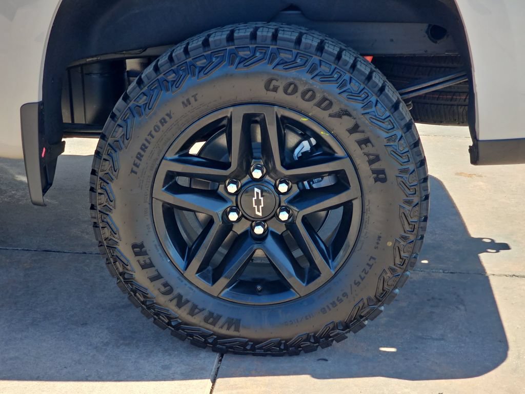 New 2026 Chevrolet Silverado 1500 Custom Trail Boss AWD/4WD image 36