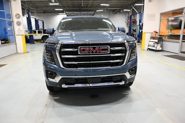 New 2026 GMC Yukon Elevation w/ LPO, Floor Liner Package image 3