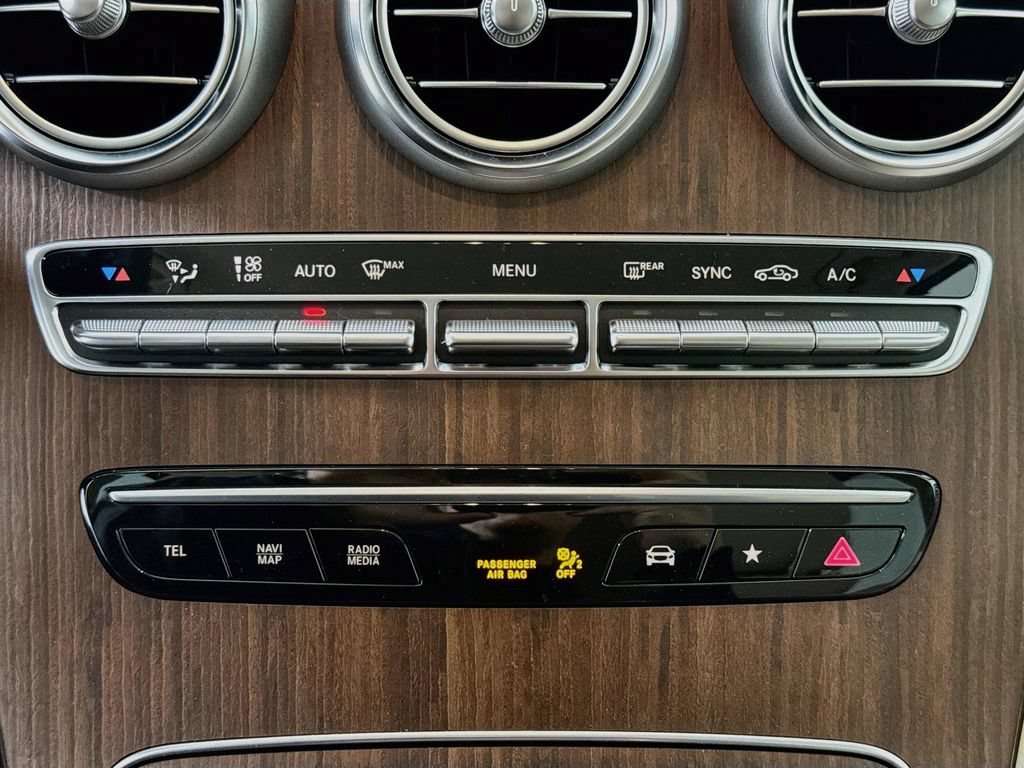 Used 2022 Mercedes-Benz GLC 300 4MATIC image 17
